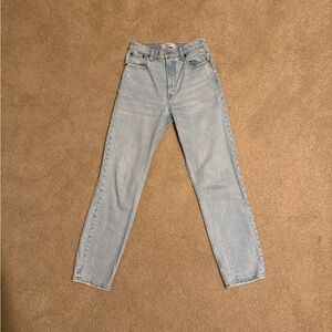 Abercrombie & Fitch | The ‘90s Straight Ultra High Rise Jeans
